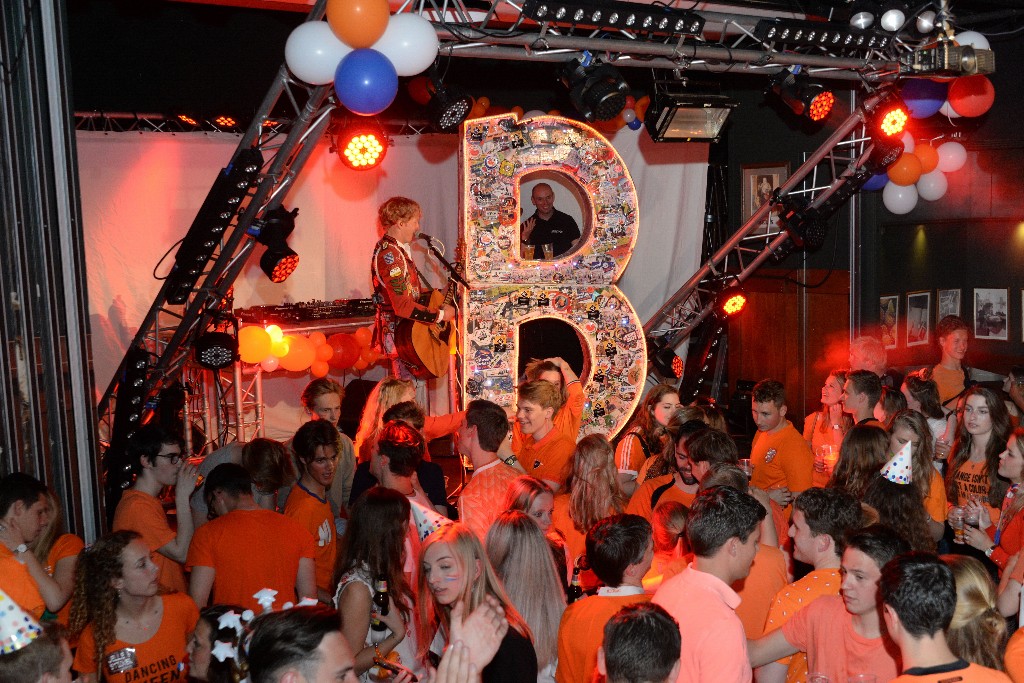 ../Images/Koningsnacht 2019 in VdG 102.jpg